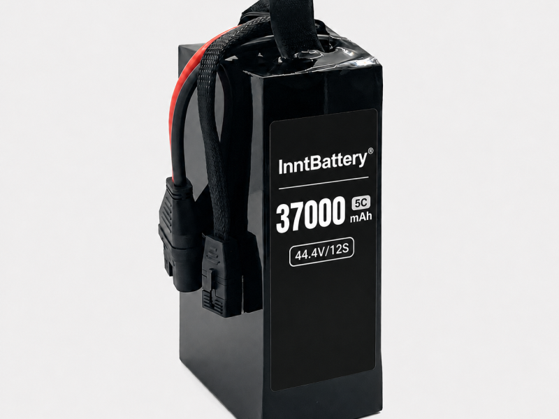 22.2V / 44.4V 37Ah 330Wh/kg 半固态 LiPo 无人机电池组