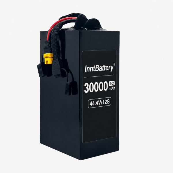 4 22.2V / 44.4V 30Ah 330Wh/kg 半固态 LiPo 无人机电池组
