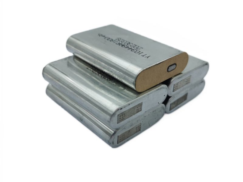 20230609100603 3.7V 铝壳锂电芯 240–950mAh